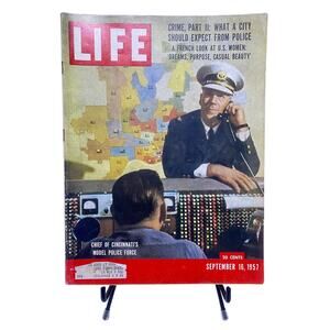 Life Magazine September 16 1957 Chief of the Cincinnati's Model Police Force